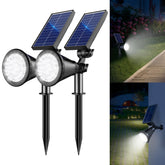 APOMAO dual-head solar light with rotatable panel for precise evening illumination.
