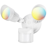 LEONLITE 3CCT security light with three color temperatures for outdoor ambience and versatility.