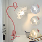 ONXE clip-on light with flower design adds bedside charm and easy attachment