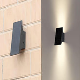 SOTTLOT solar up-down wall light with front glow for improved doorway visibility