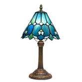 Wecrejoni Tiffany lamp base in resin provides sturdy bedside support.