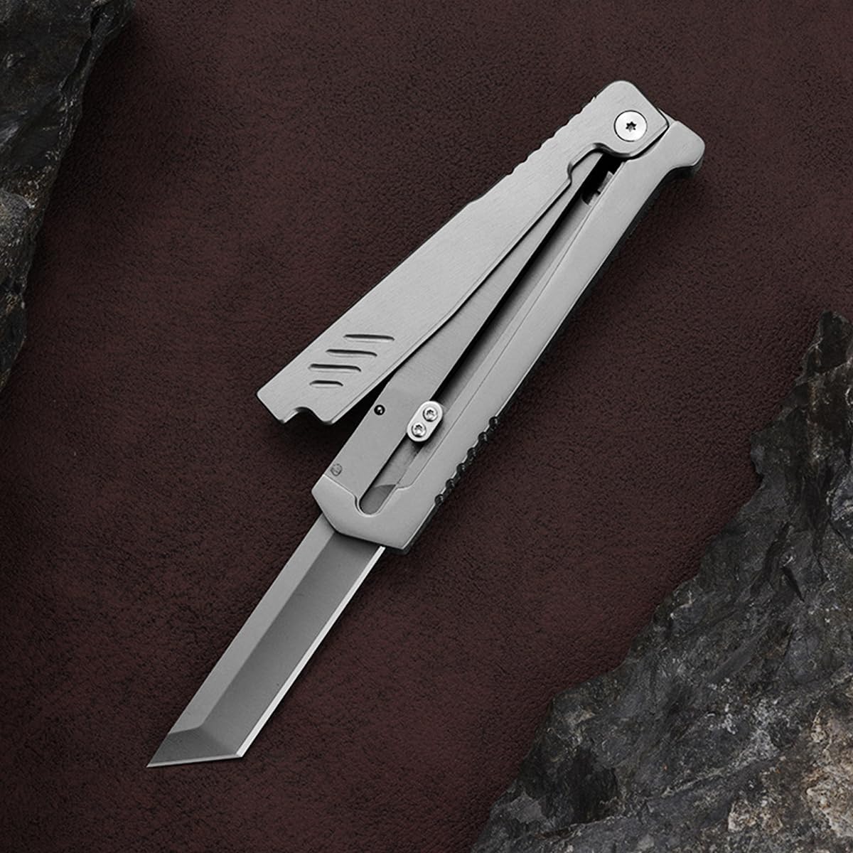 10MOONS Pocket Knife closed blade ready for safe, compact carry.