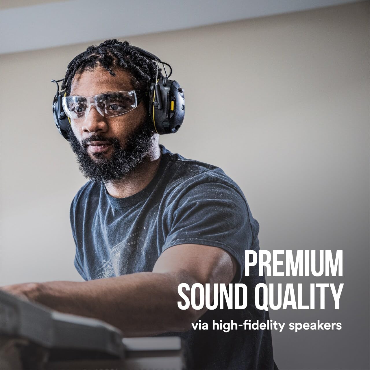3M WorkTunes Connect 26 dB NRR protects hearing while you work.