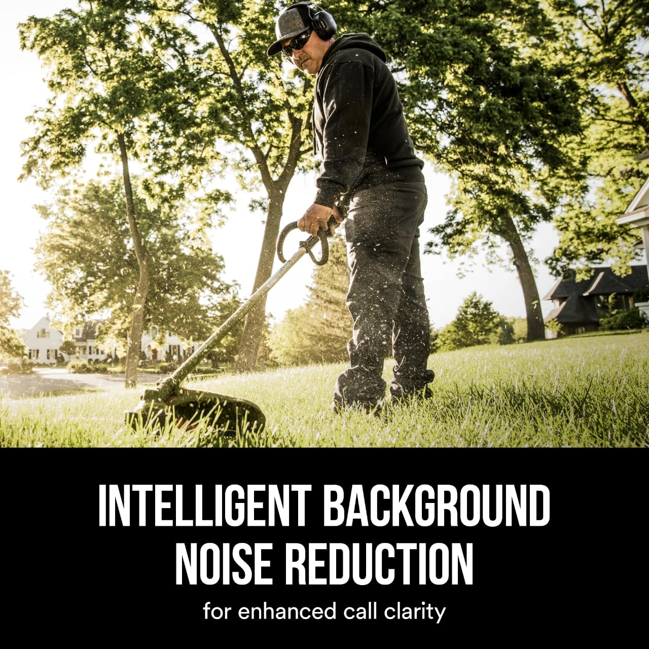 3M WorkTunes Connect safe volume control maintains comfortable listening levels