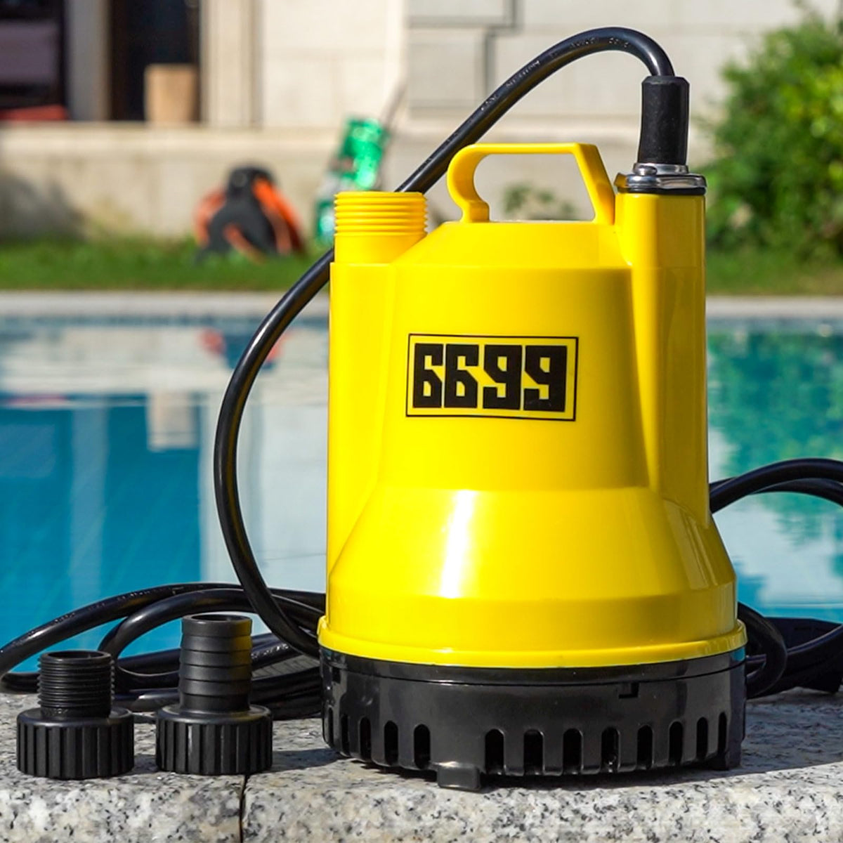 6699 portable submersible utility pump for quick water removal