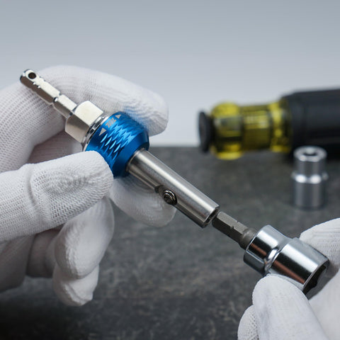 711L all-metal construction designed for professional-grade reliability.