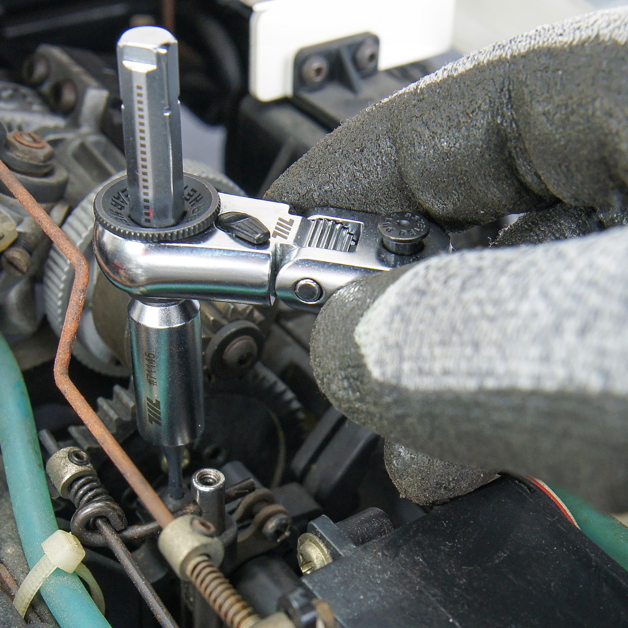 711L Klein Tools and VACO socket compatibility enables quick adapt and go