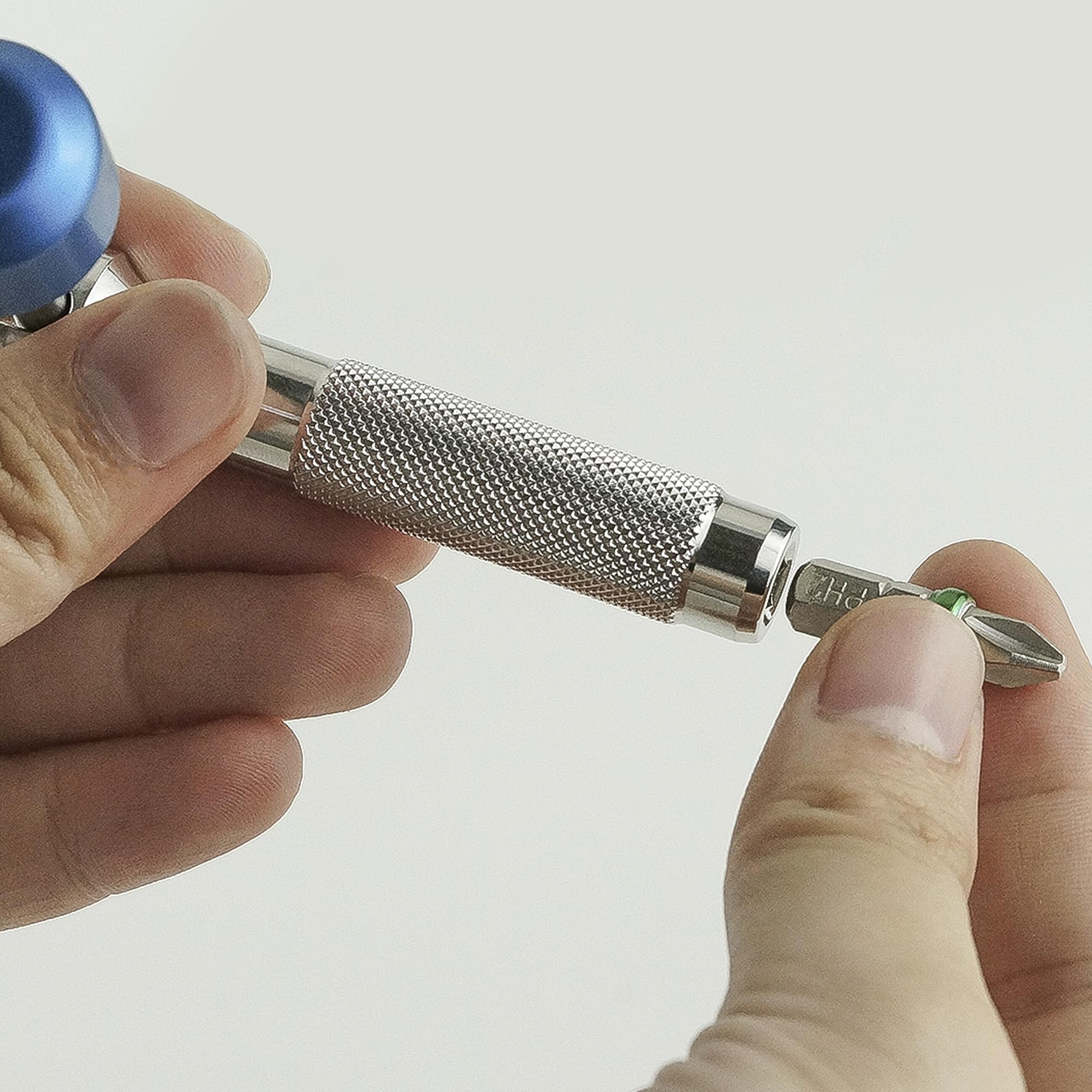 711L Lollipop Bit Driver in stainless steel blue finish for durability.