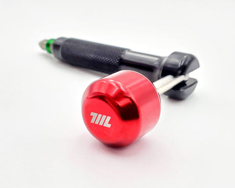 711L Lollipop Bit Driver in hand demonstrates one-hand operation for quick assembly