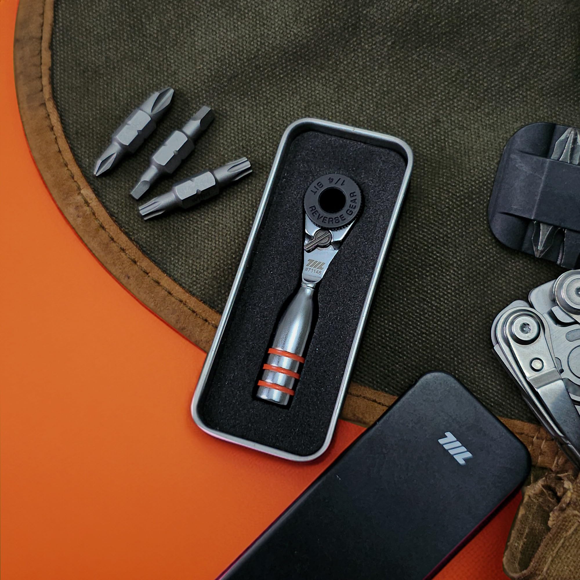 711L mini ratchet wrench duo made in Taiwan with premium materials.