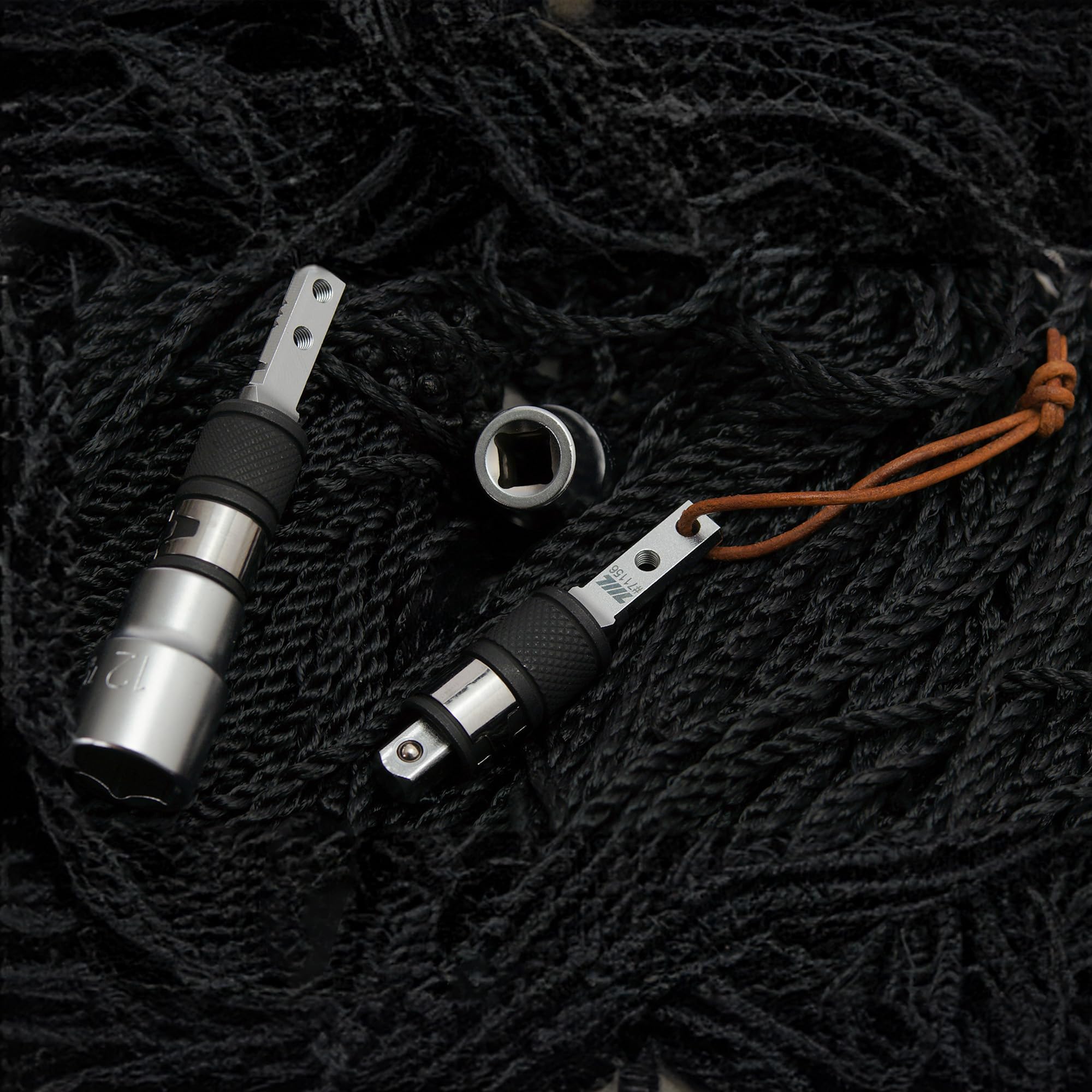 711L flat-end compatibility enhances multitool adapter connections.