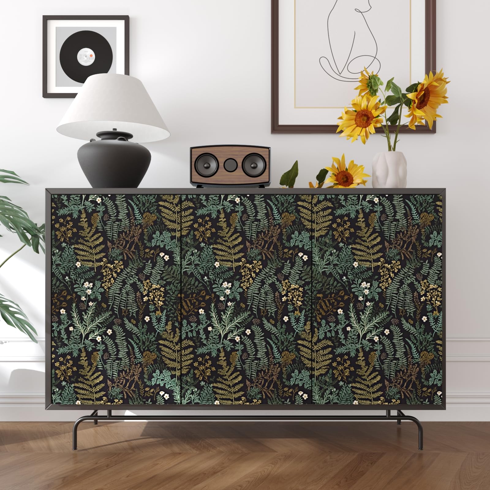 Laatse green golden fern leaf pattern close-up shows vivid detail for stylish accents