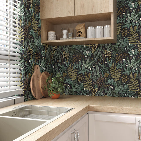 Laatse self-adhesive wallpaper applied to a smooth surface easily