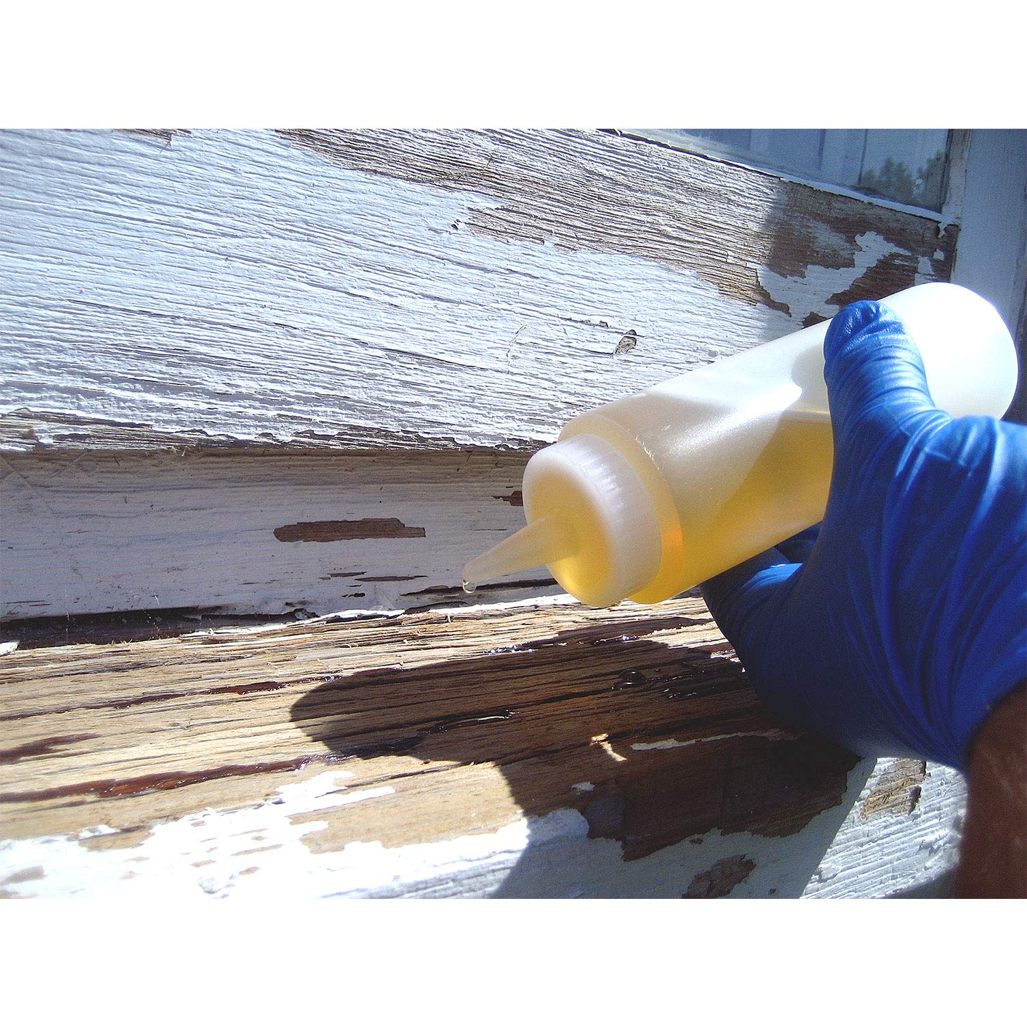 Abatron LiquidWood easy-application-scene conveys quick pot life.