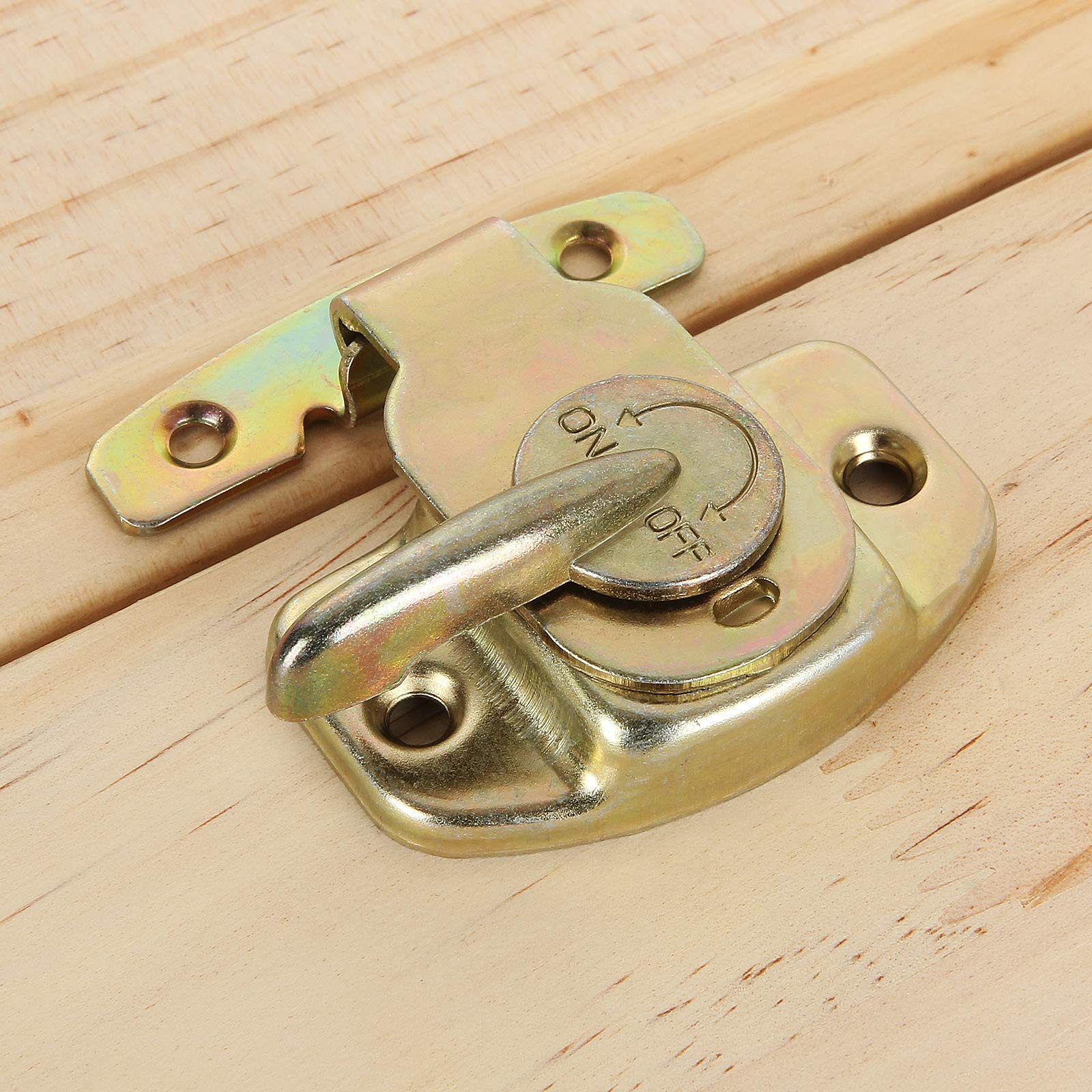 12-lock set supports extension table setup with secure leveling.