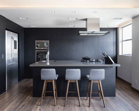 Abyssaly bookcase transformation wallpaper unifies shelves with wood grain realism