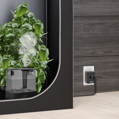 AC Infinity UIS control plug controls humidifier for environmental consistency