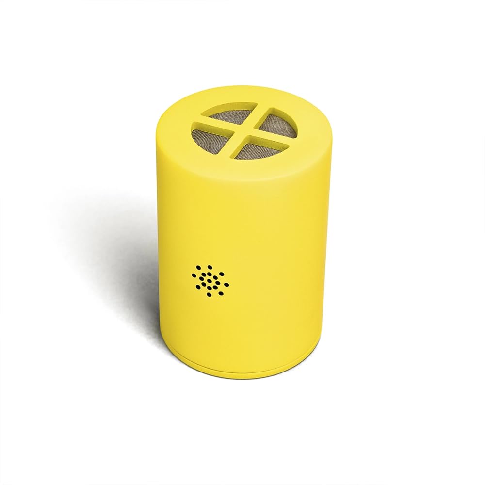 Afina replacement filter for Afina showerhead improves water quality for skin and hair.