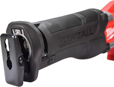 AIROXY 2821-20 Sawzall blade-change view emphasizes quick, tool-free blade swaps on site.
