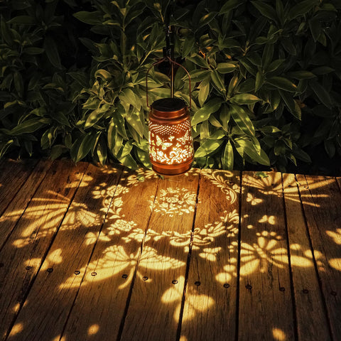 AITENISEN outdoor lantern IP65 waterproof design resists rain and wind.