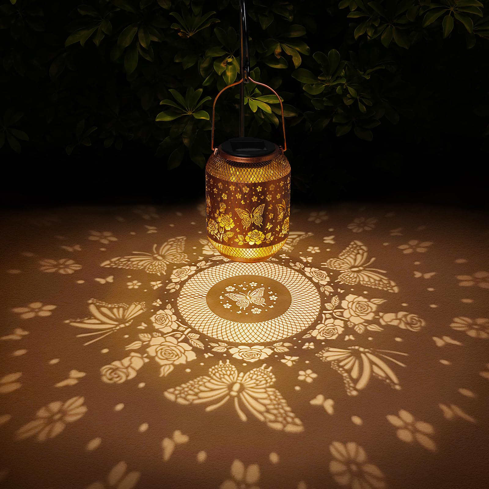 AITENISEN waterproof durable metal lantern withstands rain outdoors
