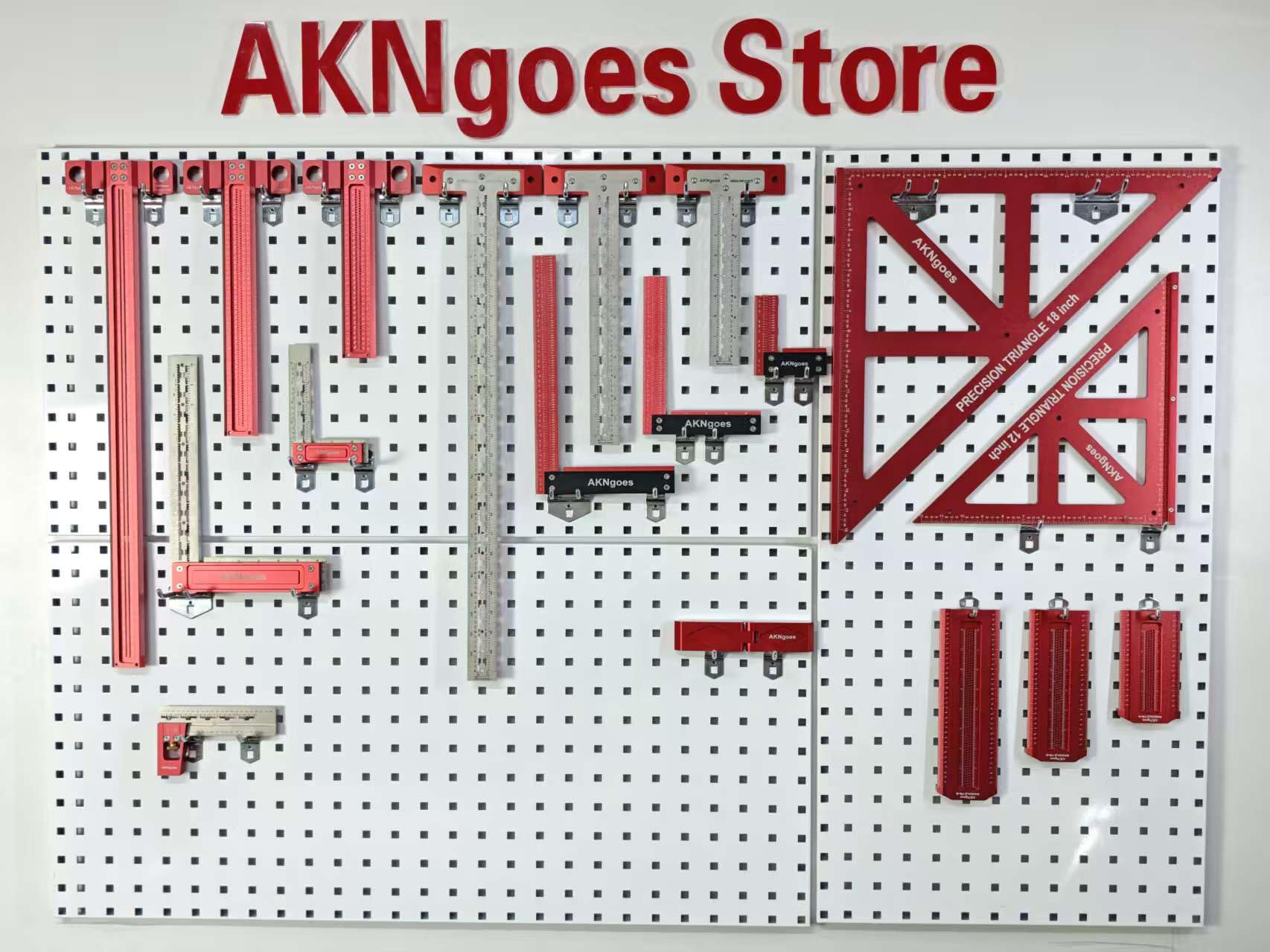 AKNgoes precision square wide base provides stable placement on irregular surfaces.