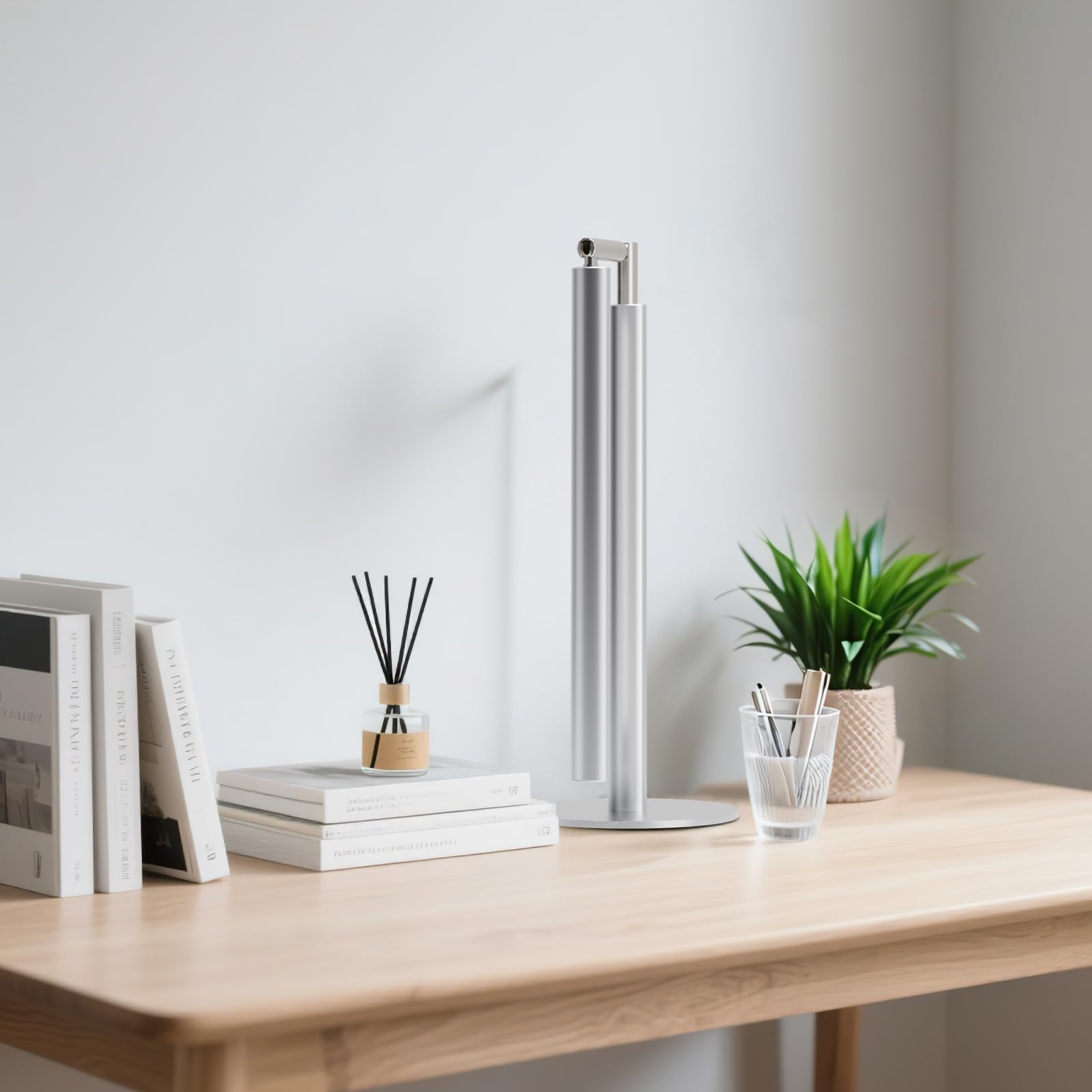 ALFELE desk lamp with a stable base and long lifespan.