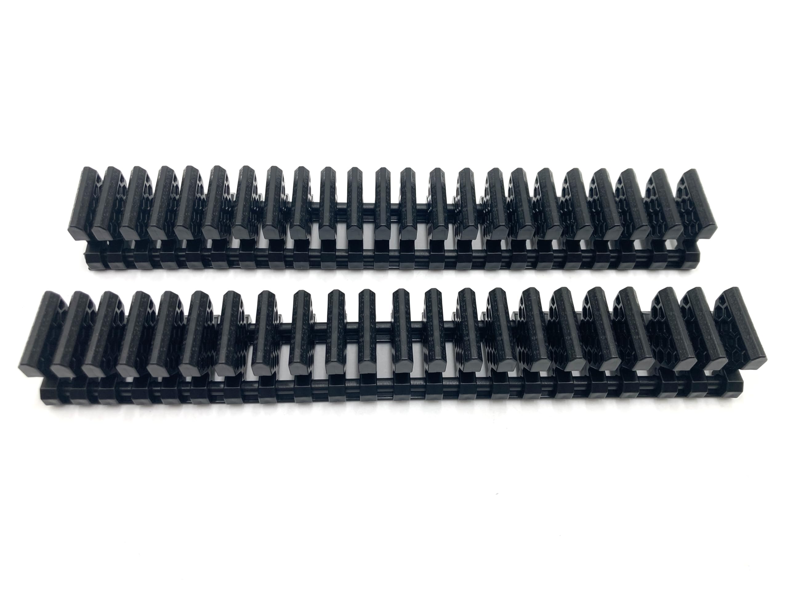 Alien Space Saver flat-faced design offers stable grip during tool organization.