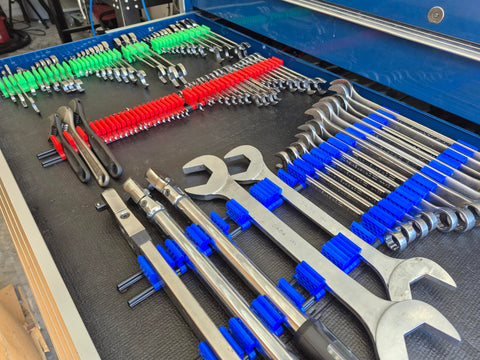 Alien Space Saver polymer dividers maximize space with durable tool separation.