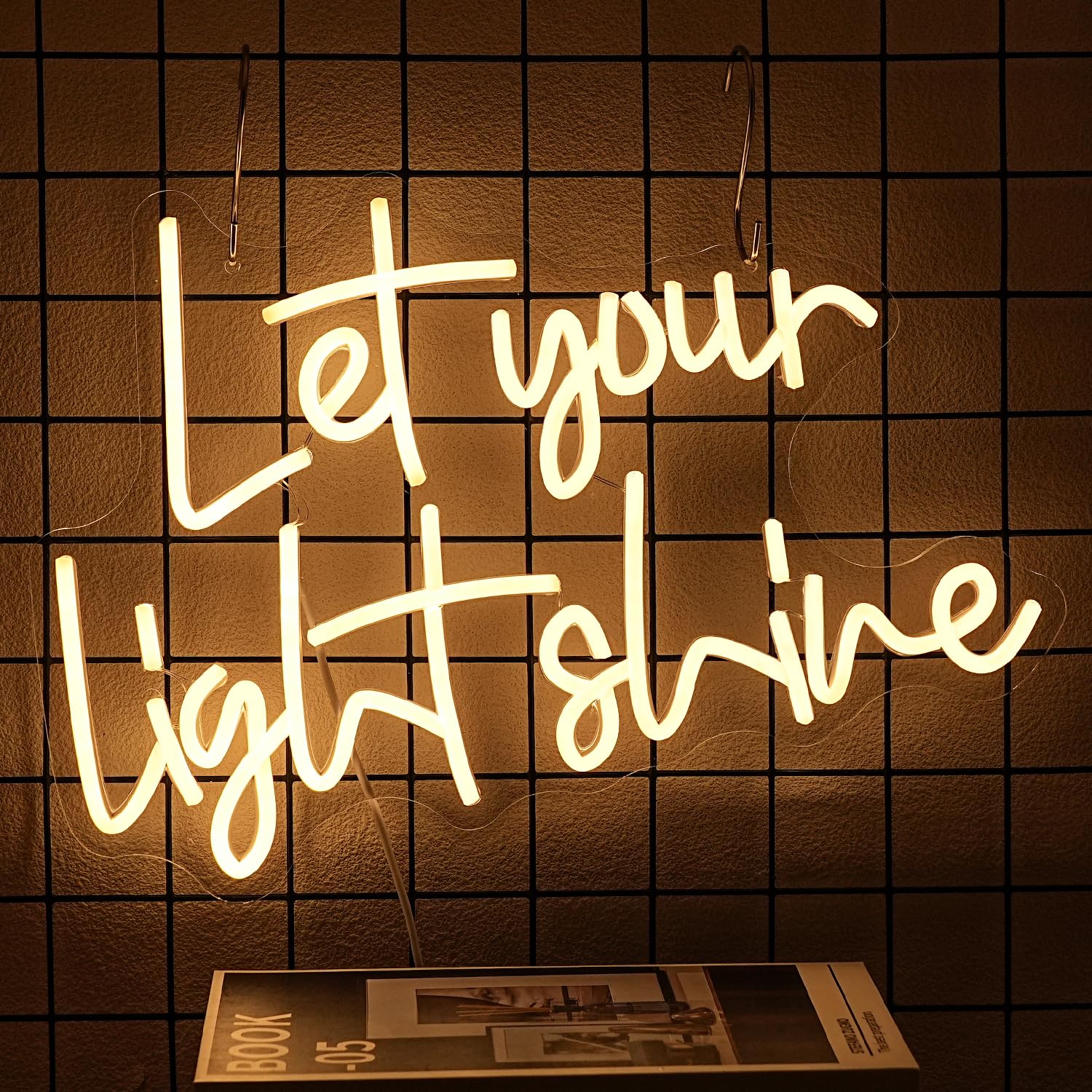 Alkkign Jesus neon light for prayer room provides warm illumination for reflection