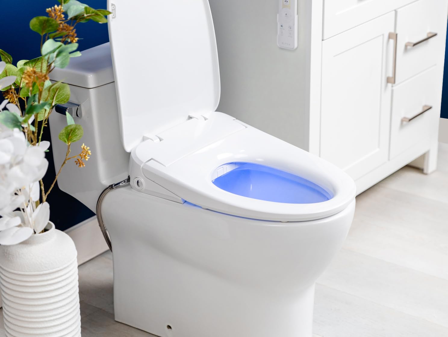 ALPHA BIDET iX Pure remote control offers easy pre-sets