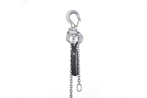 Amarite hoist with aluminum body for lightweight portability in field tasks.
