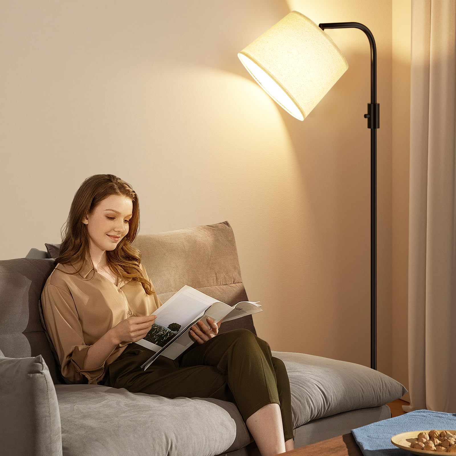Ambimall floor lamp with adjustable height for reading and work zones