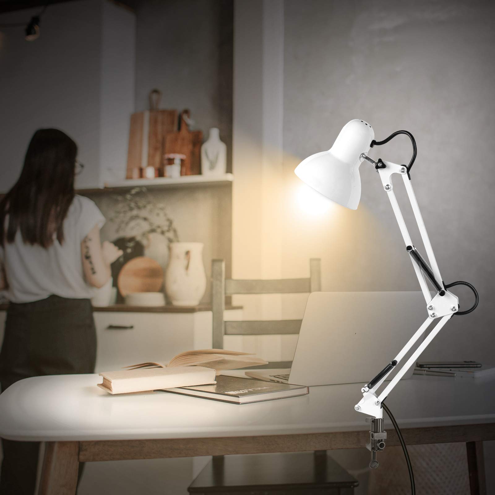 AmeriTop desk lamp rotatable base enables precise lighting direction.
