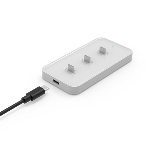 Anmeery motion sensor charging station with three LED lights keeps your desk tidy.