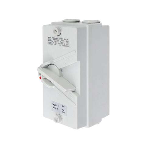 Antrader enclosed motor disconnect switch featuring silver contacts for reliable conductivity.