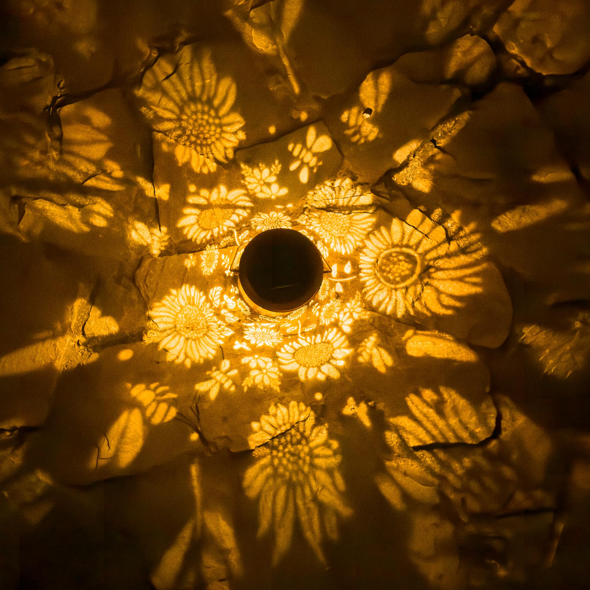 ANYTALK sunflower lantern makes a thoughtful gift for moms and gardeners