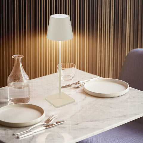Aoceley outdoor-ready lamp demonstrates IP54 waterproofing for outdoor meals or evenings