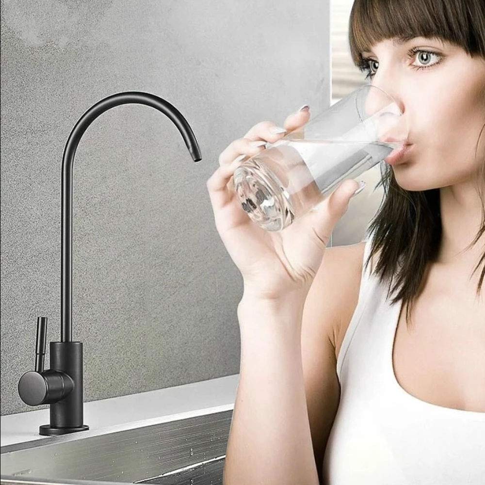 Apaix matte black finish resists fingerprints and spots.