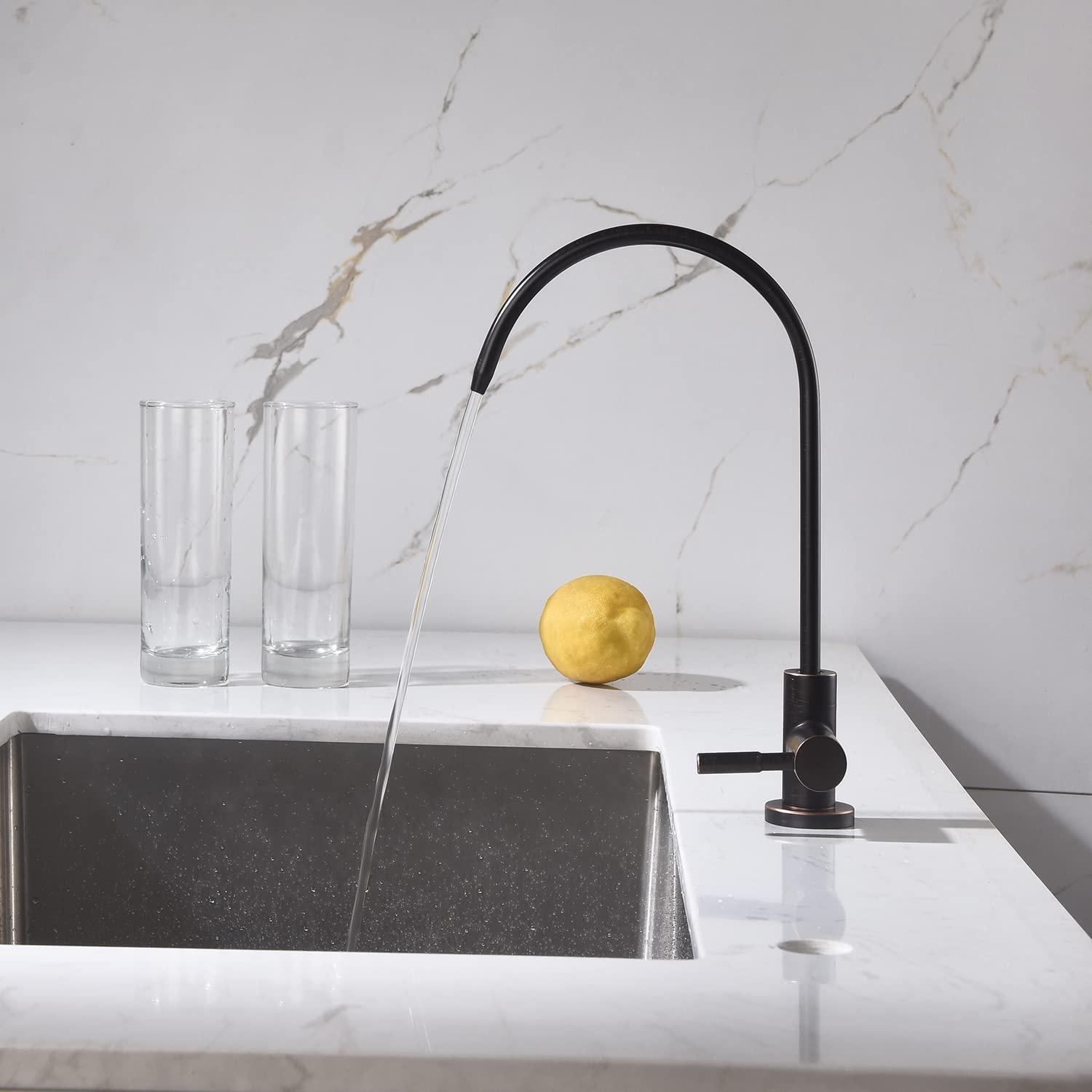 Apaix non-air-gap RO faucet designed for distant filtration setups.