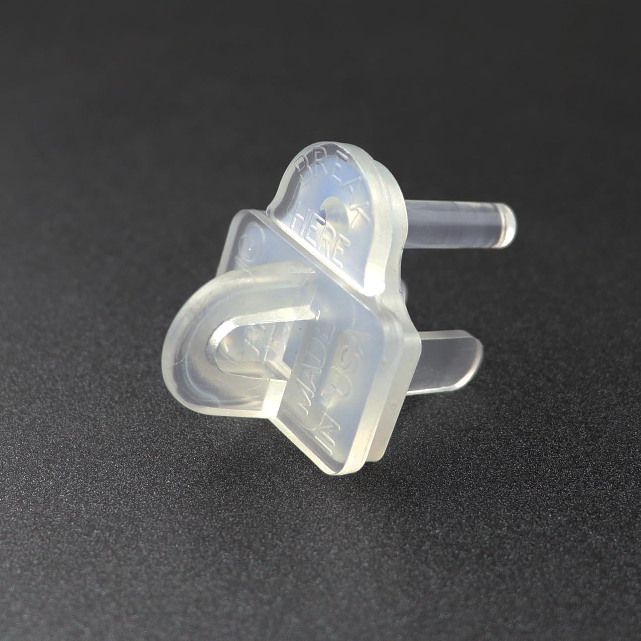 APLPRO Weatherproof gasket blocks moisture between plug connections for reliable performance