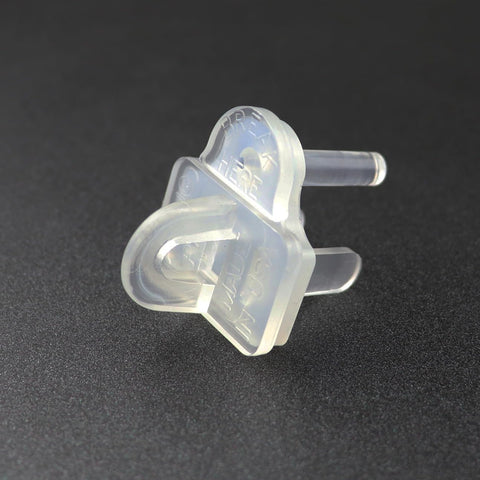 APUGPRO Weatherproof gasket in outdoor lighting project helps weather seal.