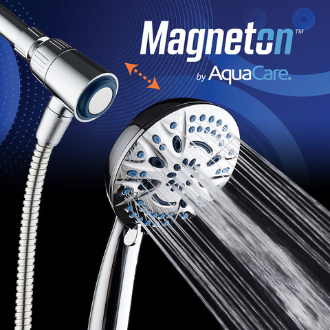 AquaCare Magneton magnetic docking system automatically aligns for easy attachment.