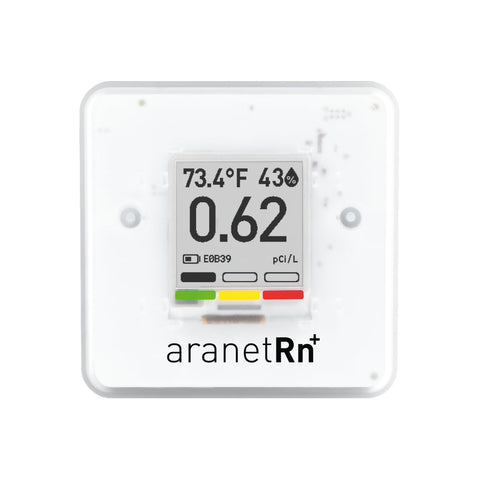Aranet SAF Radon Detector front display shows color-coded radon levels at a glance