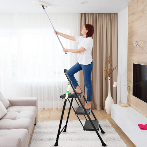 Arbusb 3 Step Ladder supports up to 500 pounds.
