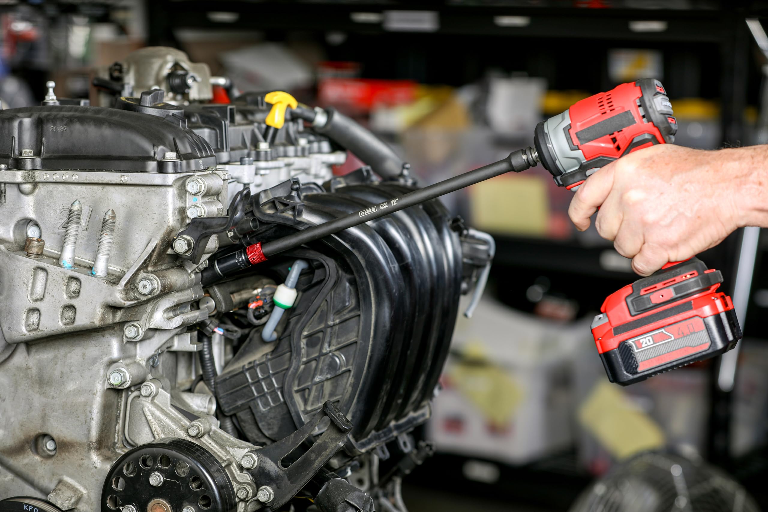 ARES quick-release action demonstrates fast, tool-free accessory exchange.