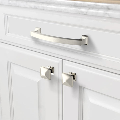 Asidrama 128 mm hole-centers cabinet pulls simplify quick replacements.