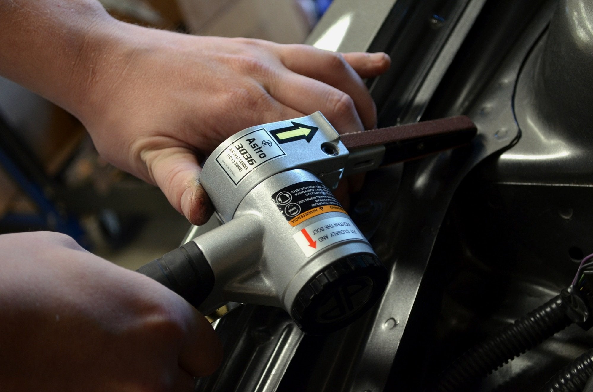 Astro Tools 3036 belt sander with included 80/100/120 grit belts for versatile finishes