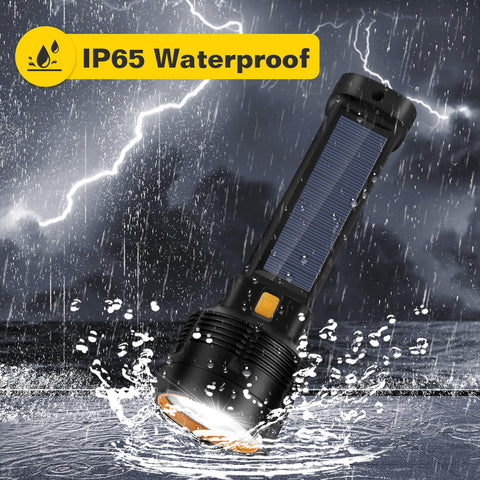 B013 emergency strobe mode supports signaling during urgent situations.