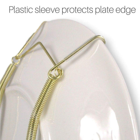 BANBERRY DESIGNS four-pack plate hangers offer convenient wall display